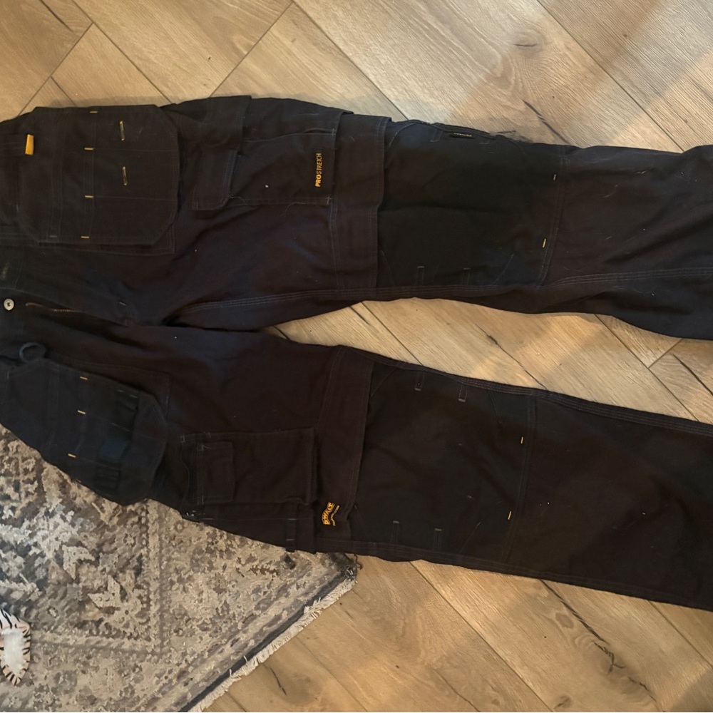 Black Straight Leg Jeans with Durable Design